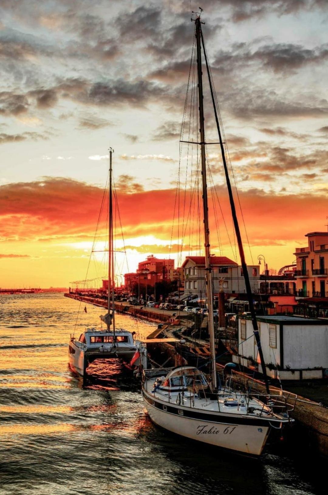 Sunset Beach Fiumicino Dış mekan fotoğraf